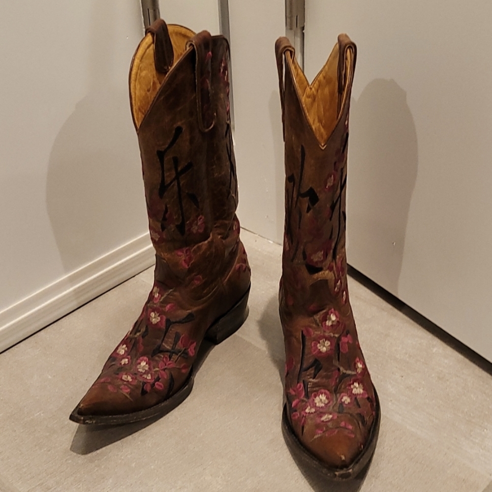 Old Gringo ladies boots size 8